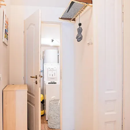 Big In Center - 2 Bd - Fireplace Apartment Sofia