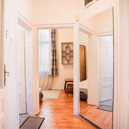 Apartament Big In Center - 2 Bd - Fireplace *