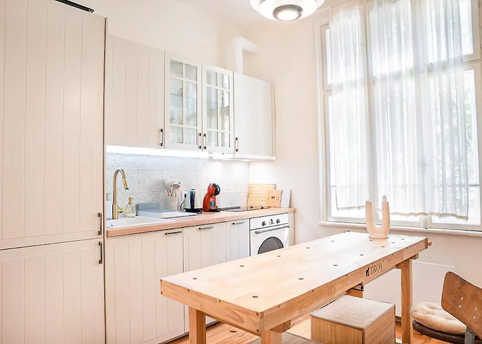 Big In Center - 2 Bd - Fireplace Sofia