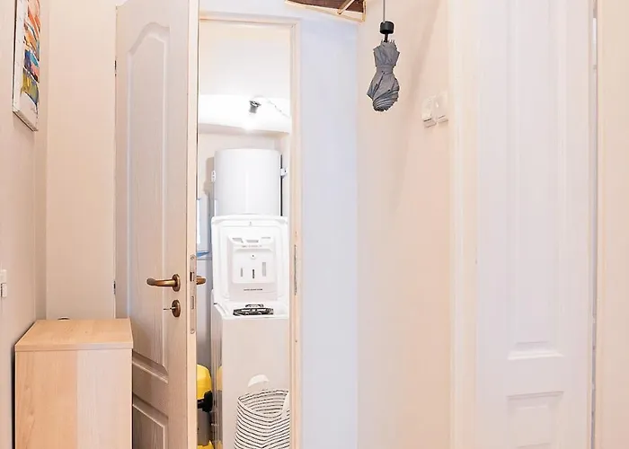 Big In Center - 2 Bd - Fireplace Apartament Sofia